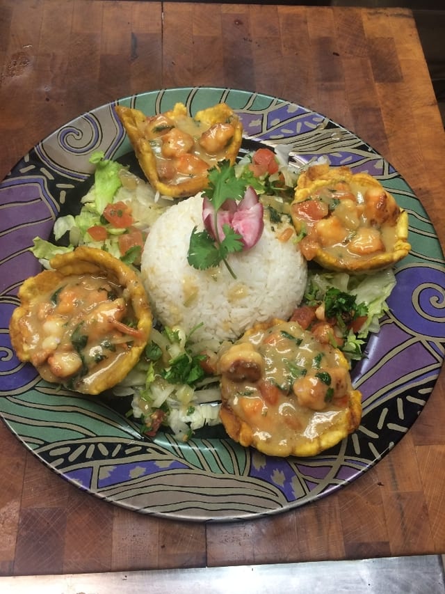 Tostones Rellenos de Camaron.
